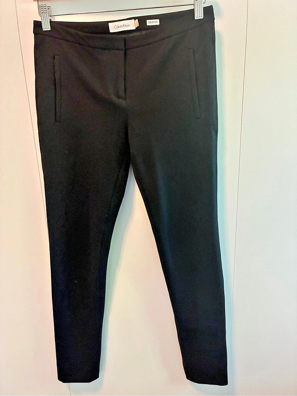 Calvin Klein Black Skinny Pants Size 2 Like New